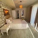 Bed & Breakfast Naz Alacati