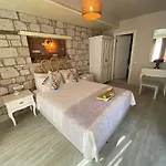 Bed & Breakfast Naz Alacati