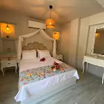 Bed & Breakfast Naz Alacati