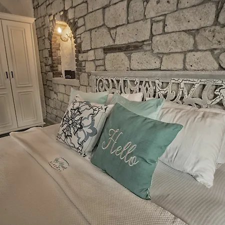 Naz Bed and breakfast