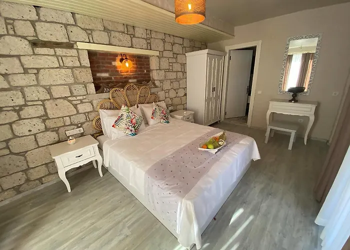 Oda ve Kahvaltı Naz Alaçatı