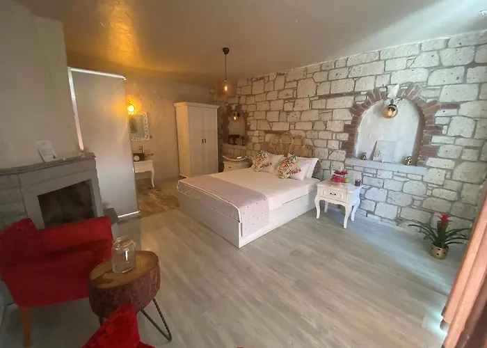 Oda ve Kahvaltı Naz Alaçatı