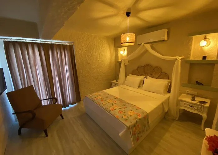 Oda ve Kahvaltı Naz