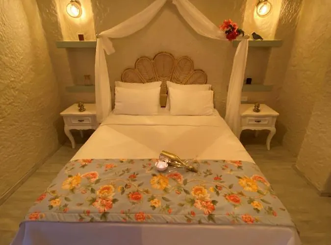 Oda ve Kahvaltı Naz