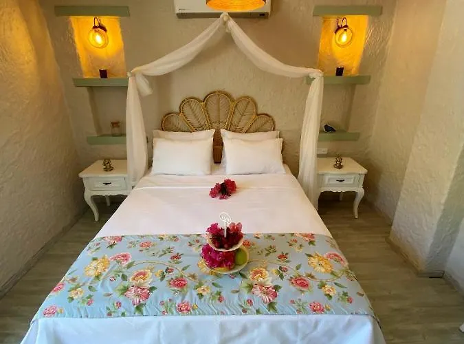Naz Bed & Breakfast *