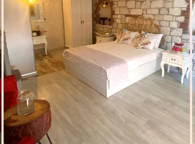 Naz Oda ve Kahvaltı Alaçatı