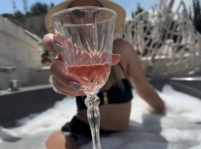 Naz Bed & Breakfast Alaçatı