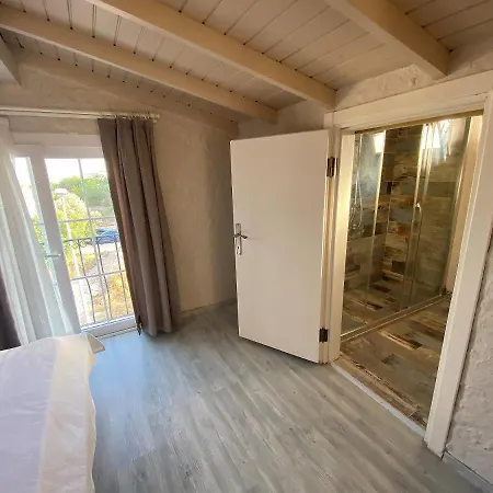 Naz Oda ve Kahvaltı *