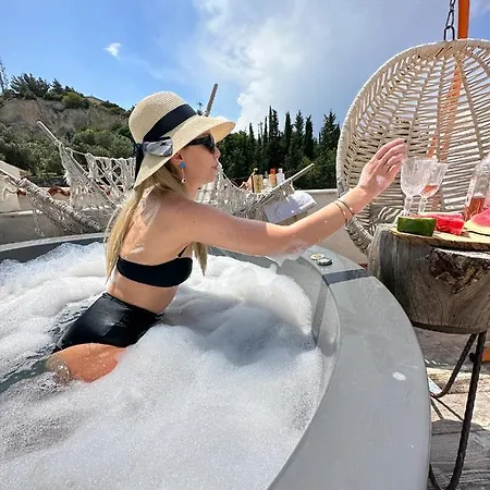 Oda ve Kahvaltı Naz