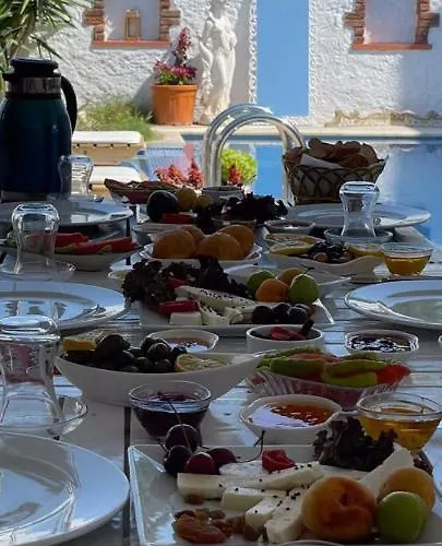 Alojamento de Acomodação e Pequeno-almoço Naz Alacati